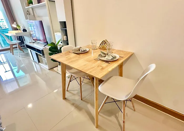 Cosy Near Bts Apartment
